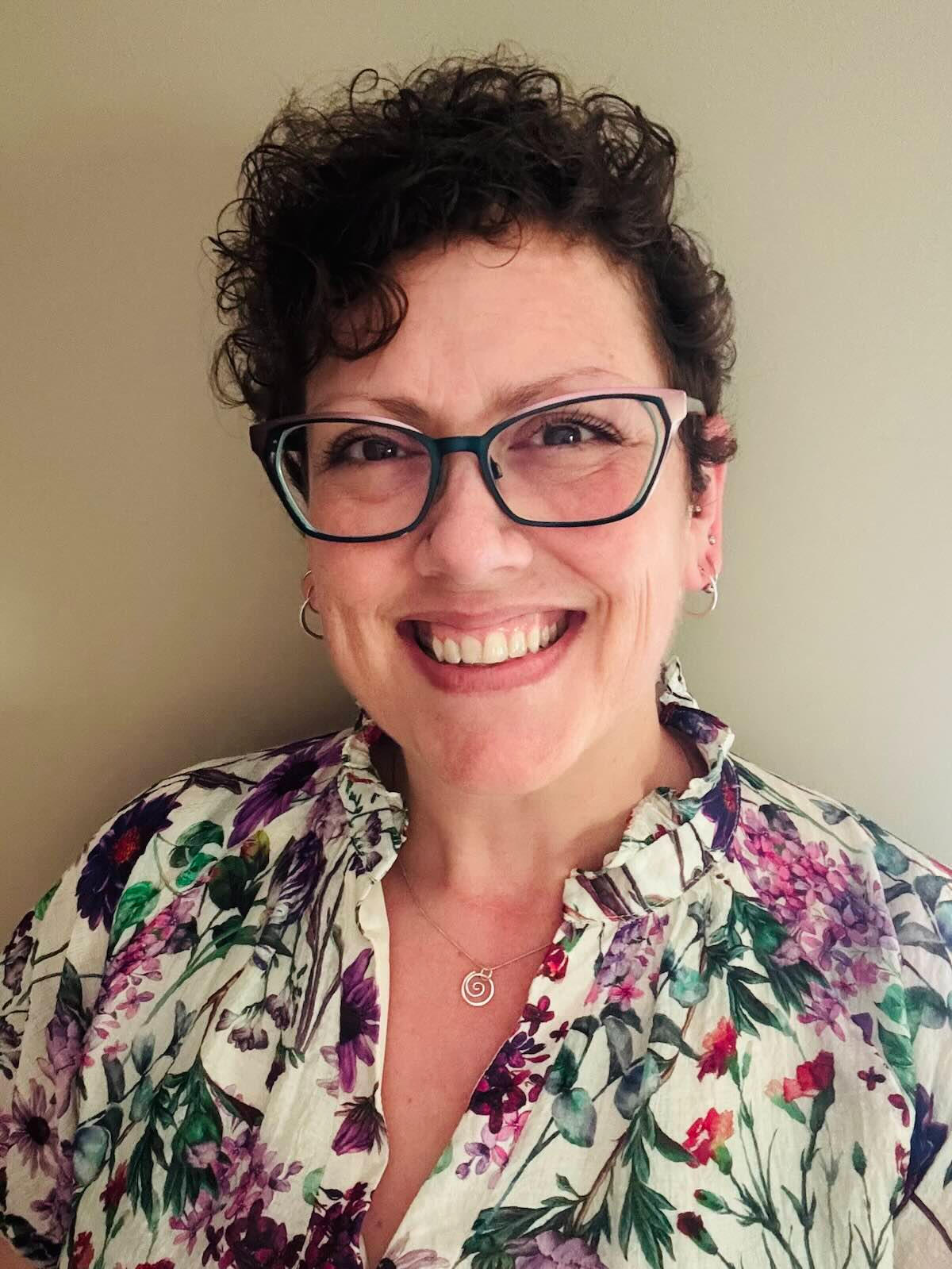 Sarah Gravley, bookkeeper and fractional controller for small and mid-sized businesses in the Raleigh-Durham area
